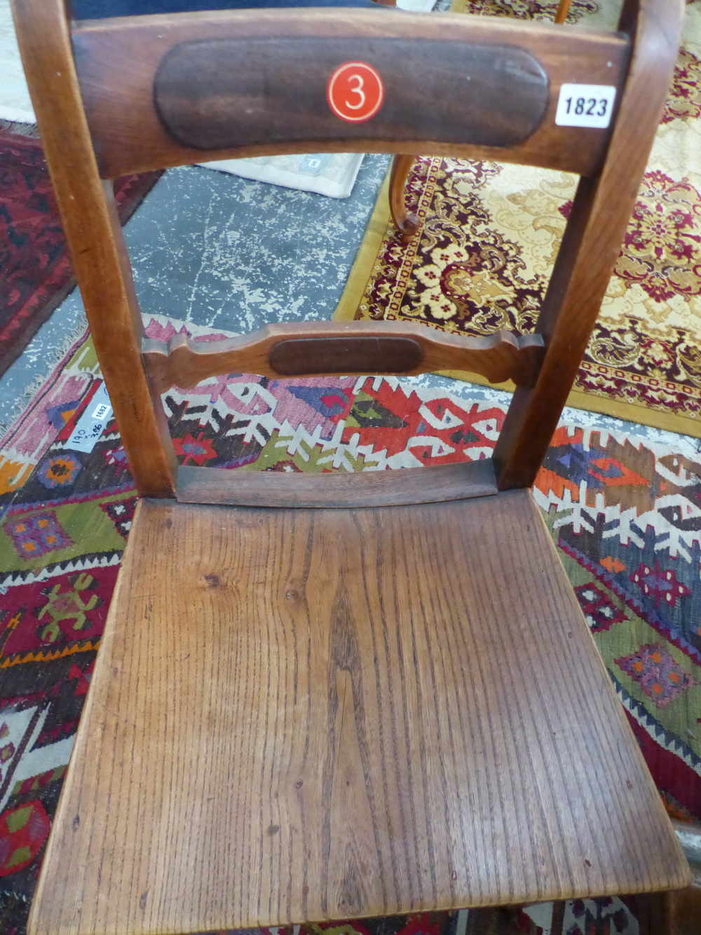 A SET OF SIX 19th. C. ELM CHAIRS, THE BAR BACKS AND TOP RAILS WITH ROSEWOOD BATONS, THE TOP RAILS - Image 5 of 7