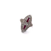 A RUBY AND DIAMOND ART DECO STYLE MARQUISE SHAPED RING. STAMPED PLAT ASSESSED AS PLATINUM. APPROX