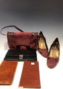 A SELECTION OF HANDBAGS AND WALLETS TOGETHER WITH A LOTUS HANDBAG WITH MATCHING SHOES UK SIZE 4
