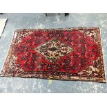 A PERSIAN HAMADAN RUG 205 x 124 cms