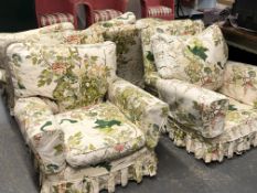 A VINTAGE THREE PIECE SUITE, WITH FLORAL LOOSE COVERS (CIRCA FIRST HALF 20th CENTURY)