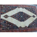 ANTIQUE PERSIAN RUG. 196 x 134cms