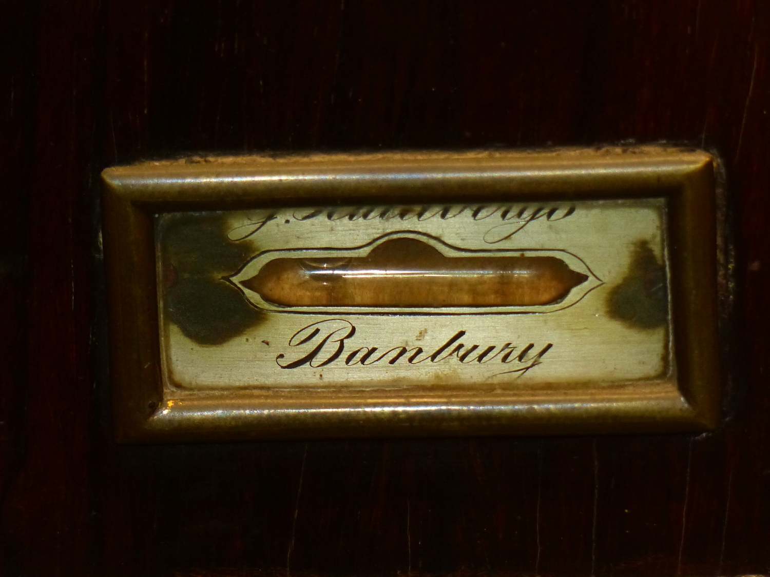 A 19th C. ROSEWOOD WHEEL BAROMETER BY G KALABERGO, BANBURY, THE BROKEN PEDIMENT ABOVE DRY/DAMP DIAL, - Image 6 of 7