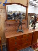 A LATE 19th/EARLY 20th C. CONTINENTAL MAHOGANY MARBLE TOP MIRROR BACK DRESSING CHEST, BEVELLED PLATE