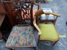 AN EDWARDIAN MARQUETRIED MAHOGANY CORNER DESK CHAIR TOGETHER WITH A MAHOGANY DINING CHAIR WITH