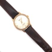 A GENTS 9ct GOLD LONGINES, FLAGSHIP AUTOMATIC PRESENTATION WATCH. ENGRAVED TO REVERSE TO THE