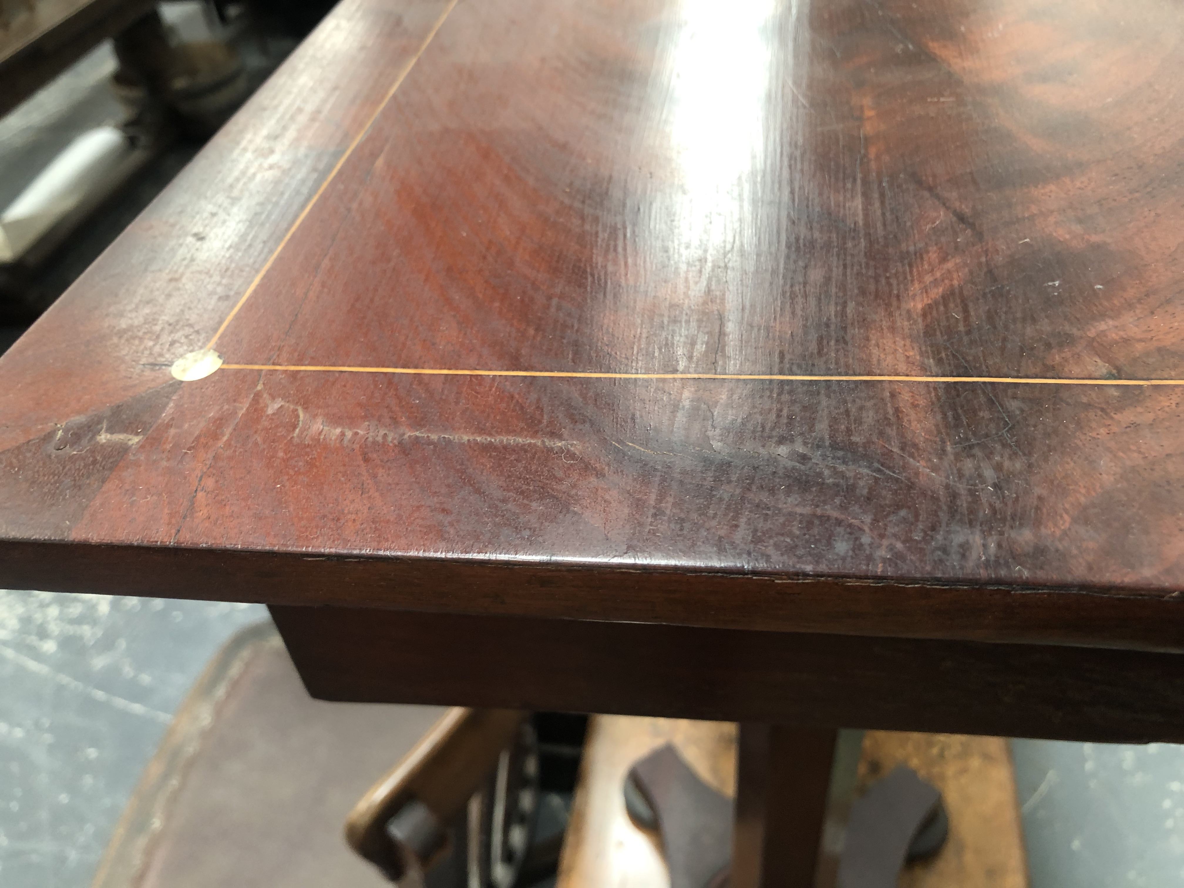 A VICTORIAN MARQUETRIED BURR WALNUT WORK TABLE, THE LIFT UP TOP INLAID WITH ANTHEMION MOTIFS TO EACH - Image 11 of 11