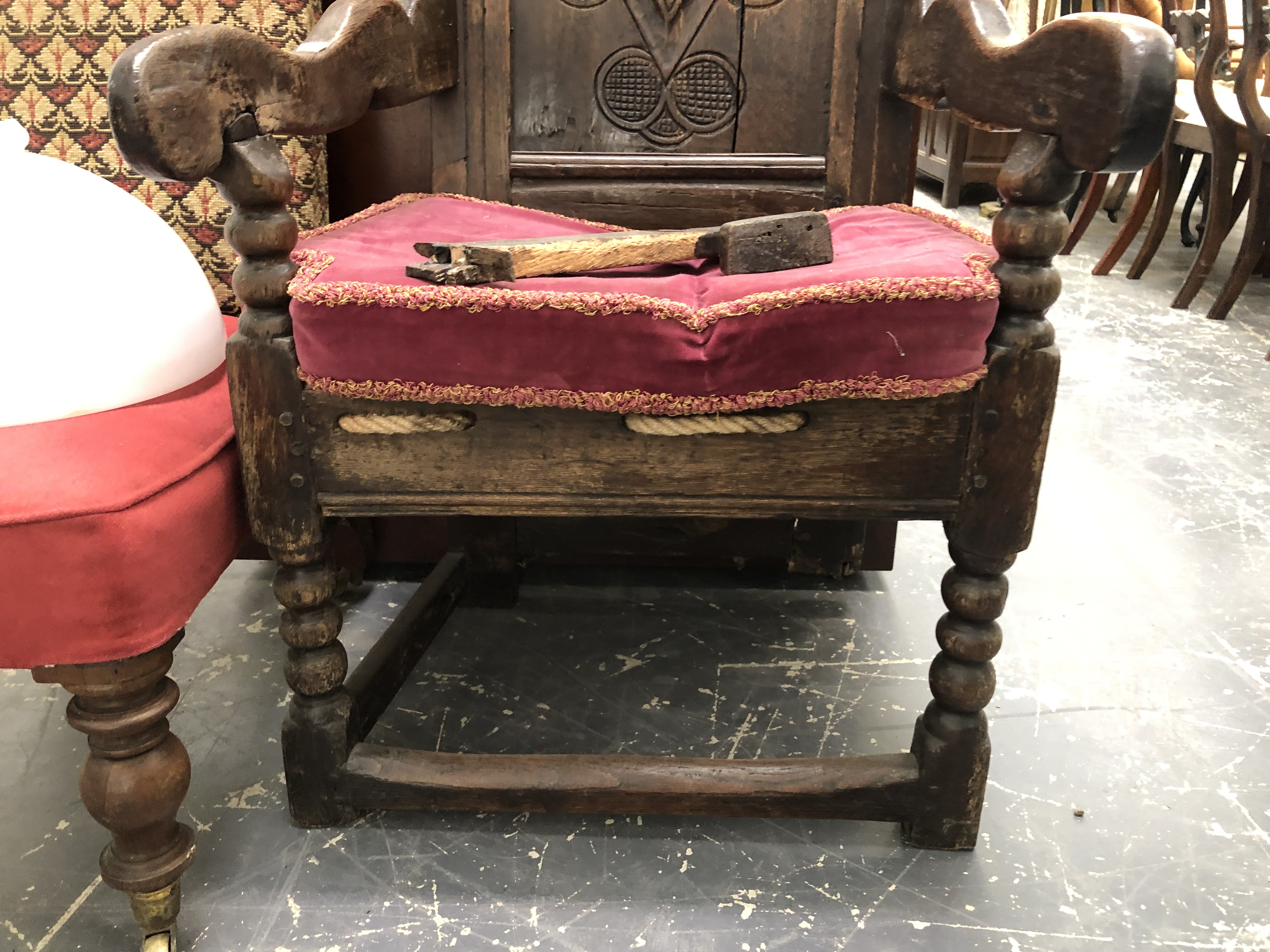 A LATE 17th C. OAK WAINSCOT CHAIR, THE BACK PANEL CARVED WITH PAIRS OF ROUNDELS AT THE POINTS OF A - Image 2 of 11