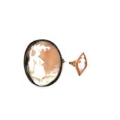 AN ANTIQUE CARVED SHELL CAMEO BROOCH DEPICTING A RURAL SCENE WITH MAIDEN, TOGETHER WITH A ANTIQUE