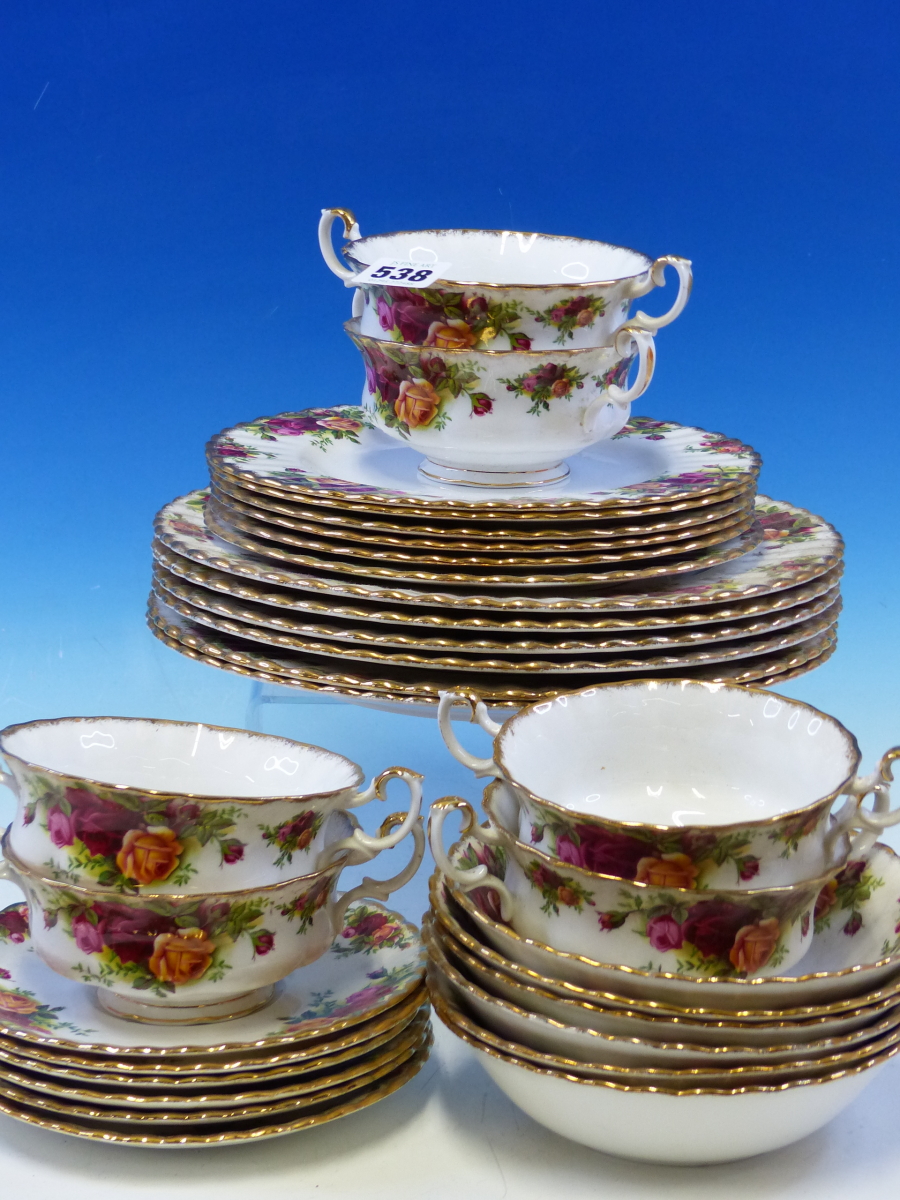 ROYAL ALBERT OLD COUNTRY ROSES PATTERN DINNER WARES