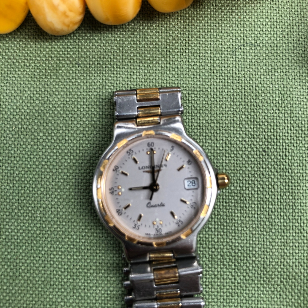 A STRING OF IRREGULAR AMBER BEADS, A MEXICAN SILVER BANGLE, A LADIES AND GENTS LONGINES WATCH, AND A - Image 3 of 3