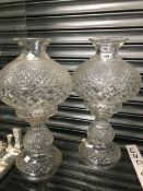 A PAIR OF DIAMOND DIAPER CUT CLEAR GLASS TABLE LAMPS WITH ONION TOPPED SHADES