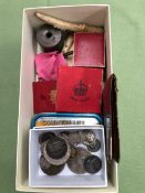 VARIOUS VINTAGE COINS AND COLLECTABLES.
