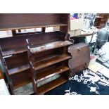 A MAHOGANY OPEN BOOKCASE. W 87 x D 20 x H 125cms. A MAHOGANY FOUR SHELF WALL UNIT TOGETHER WITH A