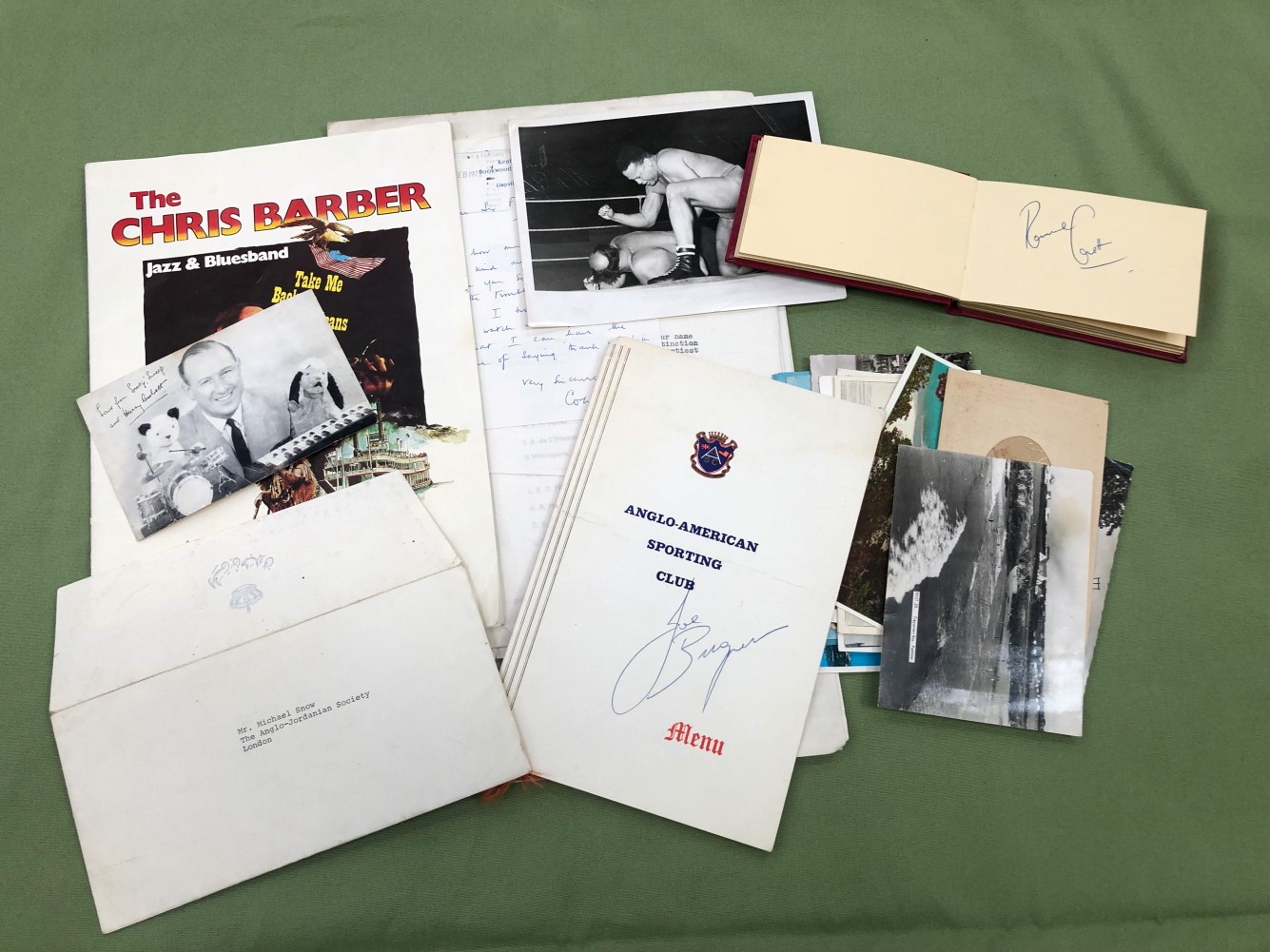 A COLLECTION OF AUTOGRAPHS TO INCLUDE HARRY CORBETT, PRINCE HUSSAIN OF JORDAN, CRICKET TEAMS.