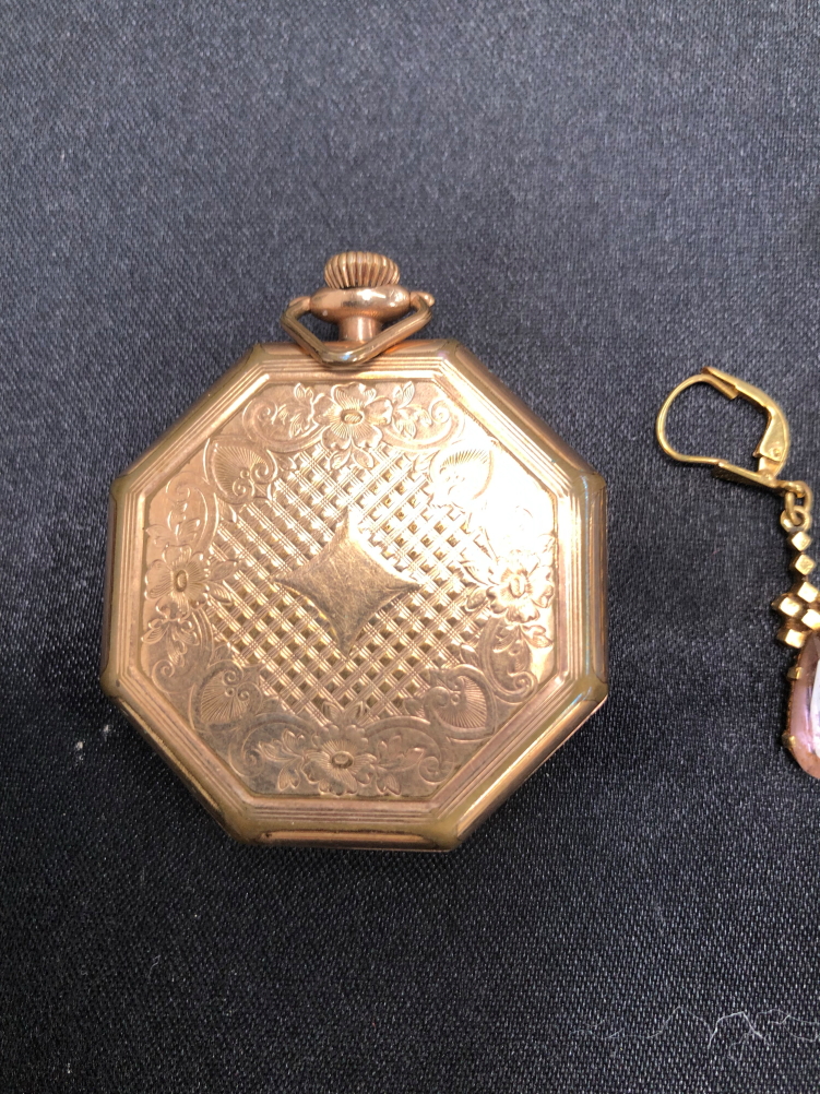 A VINTAGE WALTHAM OPEN FACE POCKET WATCH AND A PAIR OF GOLD AND STONE SET DROP EARRINGS - Image 3 of 3