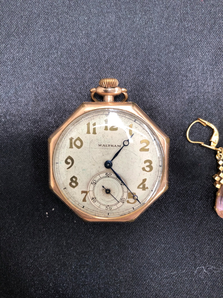 A VINTAGE WALTHAM OPEN FACE POCKET WATCH AND A PAIR OF GOLD AND STONE SET DROP EARRINGS - Image 2 of 3