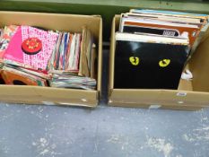 A COLLECTION OF VINTAGE RECORD ALBUMS AND SINGLES.