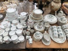 DOULTON TAPESTRY PATTERN DINNER WARES TOGETHER WITH A DUDSON FLORAL BREAKFAST SET