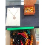 A 9ct GOLD ANIMAL PIERCED PENDANT, A SILVER CASED CHEROOT, A STANHOPE PENCIL, AMBER NECKLACE,