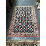 A GOOD QUALITY PERSIAN RUG. 157 x 106cms