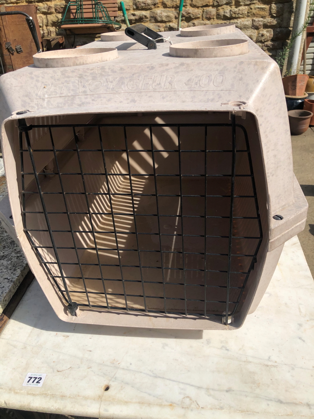 A PET TRANSPORT CARRIER - Image 2 of 4