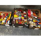 A COLLECTION OF DIECAST AND OTHER VEHICLES TO INCLUDE MATCHBOX, CORGI ETC.