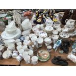 A COLLECTION PART TEA AND DINNER SERVICES AND OTHER DECORATIVE CHINAWARES AND FIGURES TO INCLUDE