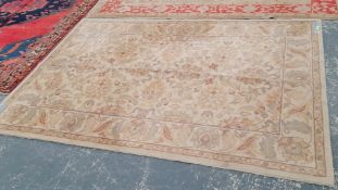 A ZEIGLER DESIGN RUG 247 x 167 cm's