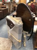 AN ANTIQUE COUNTRY MADE OAK HANGING CORNER CABINET TOGETHER WITH A TRIFID BASE TILT TOP TABLE