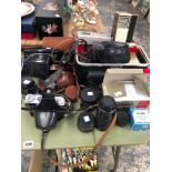 A COLLECTION OF VINTAGE CAMERAS AND LENS TO INCLUDE ZENIT-B, PRAKTICA,, RETINETTE, CANON, KONICA,