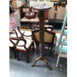 A ANTIQUE CARVED MAHOGANY TORCHERE STAND