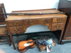 A 1920;s MAHOGANY GEORGIAN STYLE SIDE TABLE BY R B MCALLIPNE. W 121 x H 83 x D 54cms