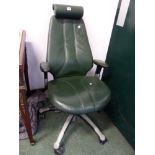 A VINTAGE ADJUSTABLE OFFICE ARM CHAIR