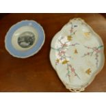 AN ADDERLEY PORCELAIN AESTHETIC PERIOD TRAY TOGETHER WITH A PAIR OF VICTORIAN SOUP PLATES