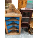 A GEORGE III OAK OPEN SHELF CORNER CUPBOARD. W 63 x H 127cms. TOGETHER WITH AN EDWARDIAN MAHOGANY