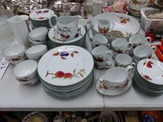 WORCESTER EVESHAM VALE OVEN TO TABLE WARE