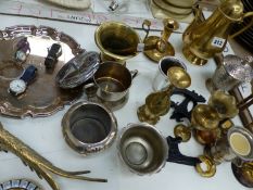 AN 18th C. BRASS PESTLE AND MORTAR, OTHER BRASS AND METAL WARES, FOUR WRISTWATCHES AND AN