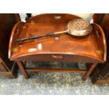 A MODERN MAHOGANY BUTLERS TRAY TOP COFFEE TABLE