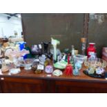 A COLLECTION OF DECORATIVE GLASSWARES INCLUDING, WHITEFRIARS PAPERWEIGHT, VASES ETC.