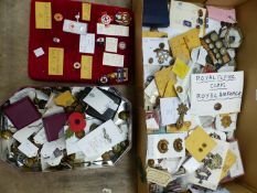 A COLLECTION OF RED CROSS, MILITARY AND OTHER BADGES AND BUTTONS