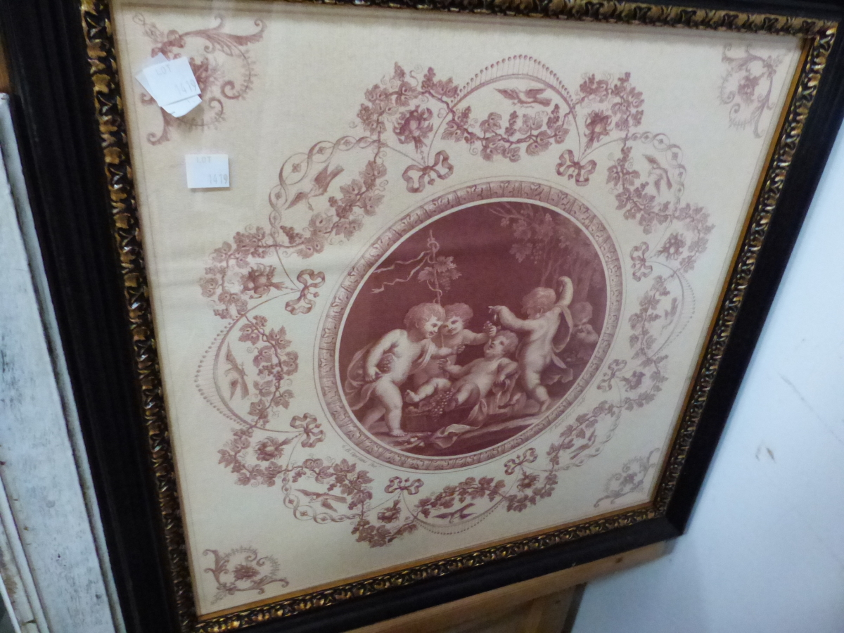 A LARGE COLLECTION OF GILT FRAMED AND OTHER FURNISHING PRINTS ETC. - Bild 13 aus 15