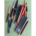 A COLLECTION OF VARIOUS PENS TO INCLUDE SHEAFFER, PARKER, WYVERN, ETC.