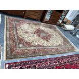 A GOOD QUALITY ORIENTAL CARPET OF PERSIAN TABRIZ DESIGN 360 x 272cms