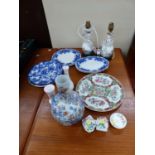 AN ORIENTAL BOTTLE FORM VASE, VARIOUS PLATES, ROYAL DOULTON AND ADDERLEY PORCELAIN POSIES, A PAIR OF