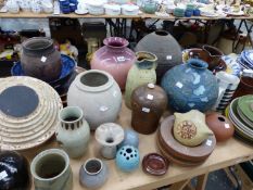 A COLLECTION OF STUDIO POTTERY VASES, JUGS AND PLATES