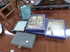 A SMALL COLLECTION OF 19th C. AND LATER KEYS, TWO LACQUER PHOTO FRAMES, SHELLS ETC.