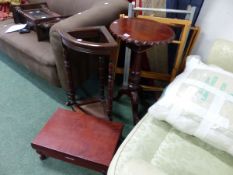 A MODERN MAHOGANY TILT TOP TRIPOD WINE TABLE, THREE FOLDING LUGGAGE STANDS, A MAHOGANY CUTLERY BOX