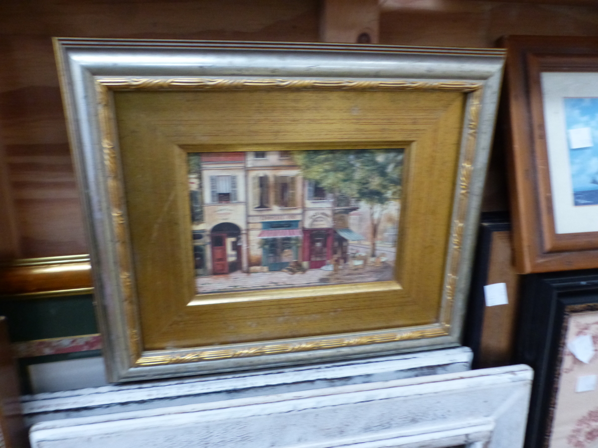 A LARGE COLLECTION OF GILT FRAMED AND OTHER FURNISHING PRINTS ETC. - Bild 10 aus 15