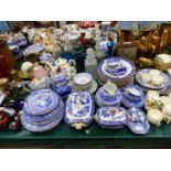 SPODES ITALIAN WARES, WORCESTER AND OTHER WILLOW PATTERN, DECANTERS, BRASS WARE, A CLOCK AND COINS